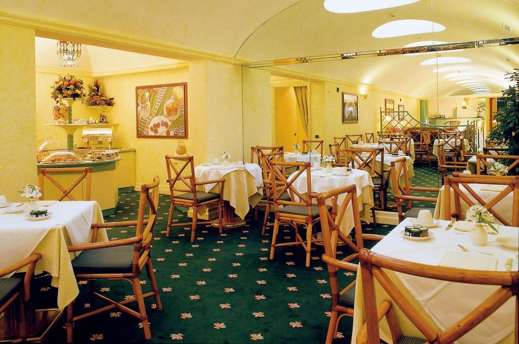 Crystal Hotel Varese Exterior foto